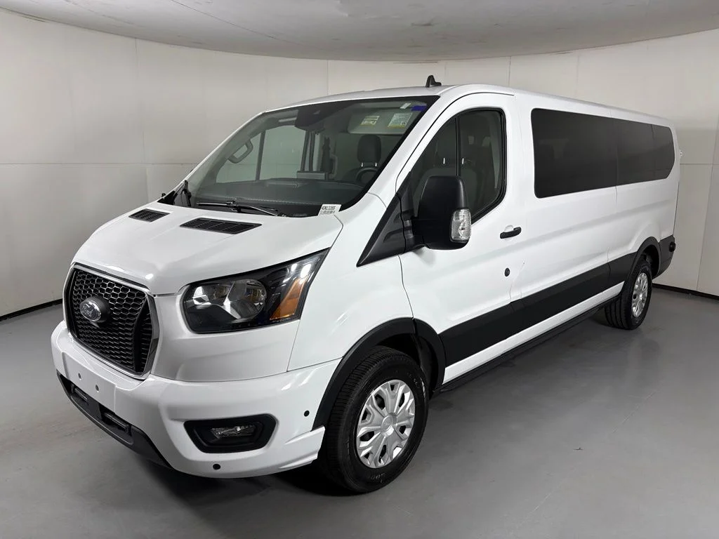 Used 2024 White Ford XLT image 4