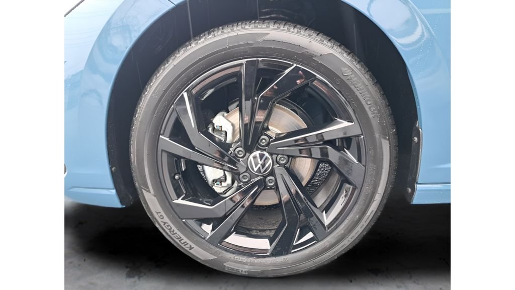 New 2026 Blue Volkswagen 1.5T SE image 29