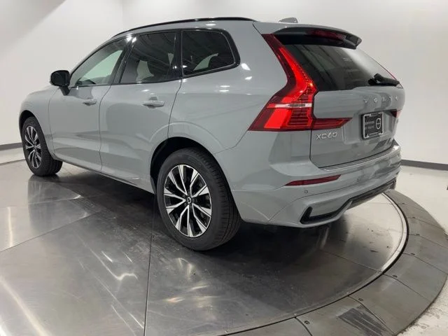 Certified Used 2024 Vapour Grey Volvo Core image 3