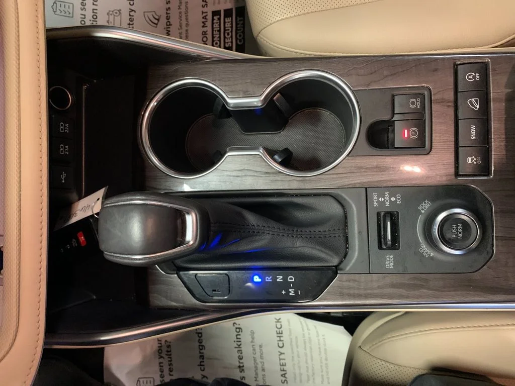 Used 2020 Red Toyota Platinum image 29
