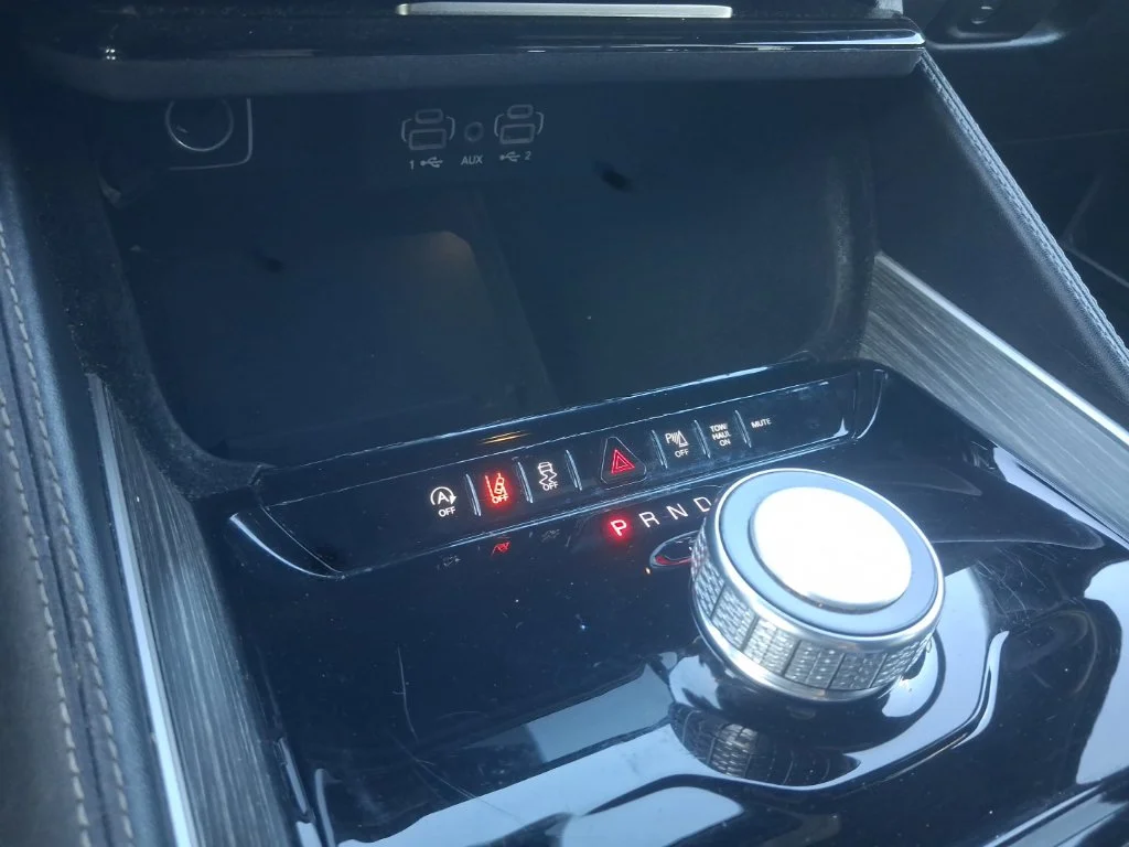 Used 2024 White Jeep Series II image 34