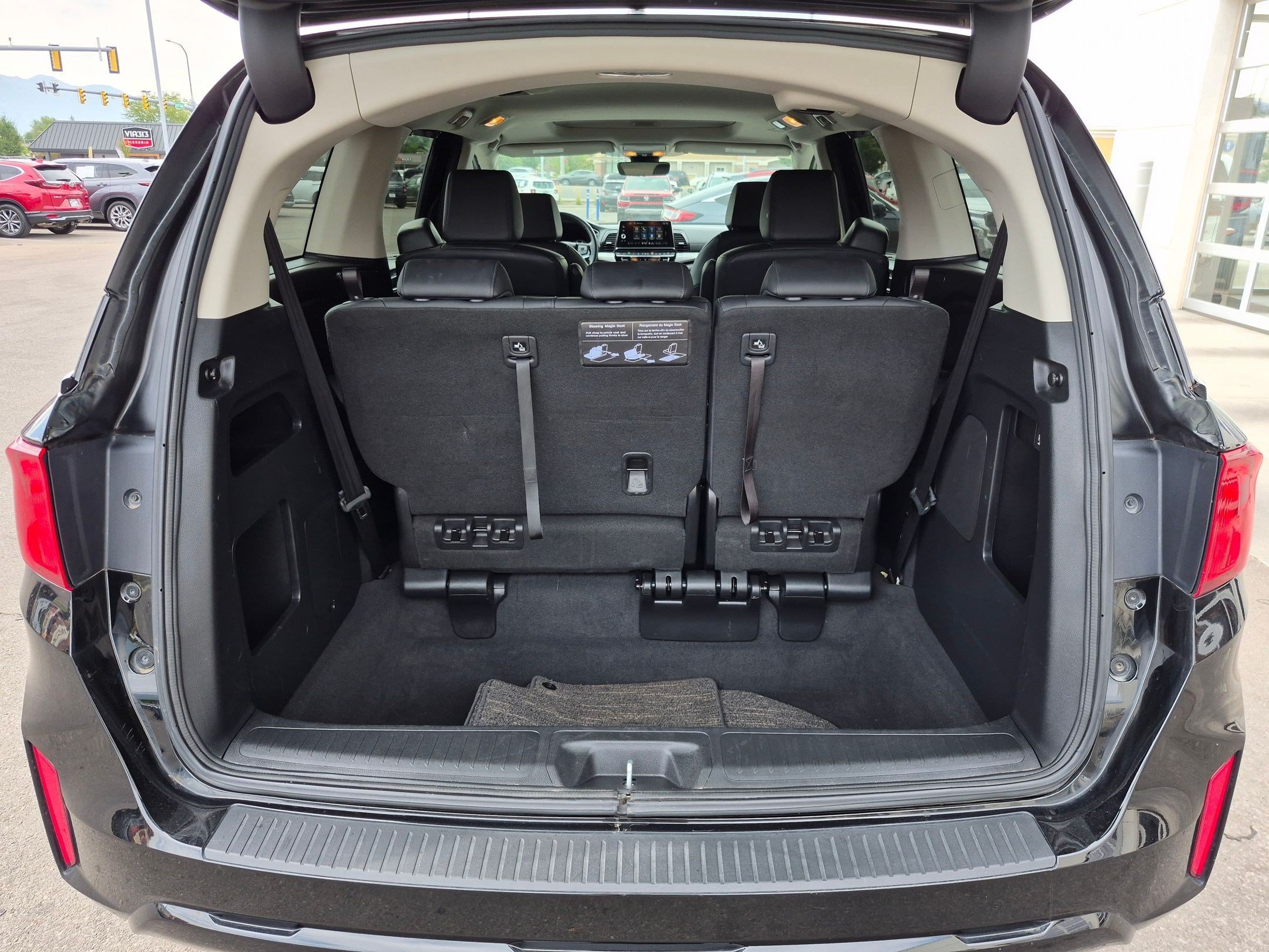 Used 2025 Black Honda EX-L image 30