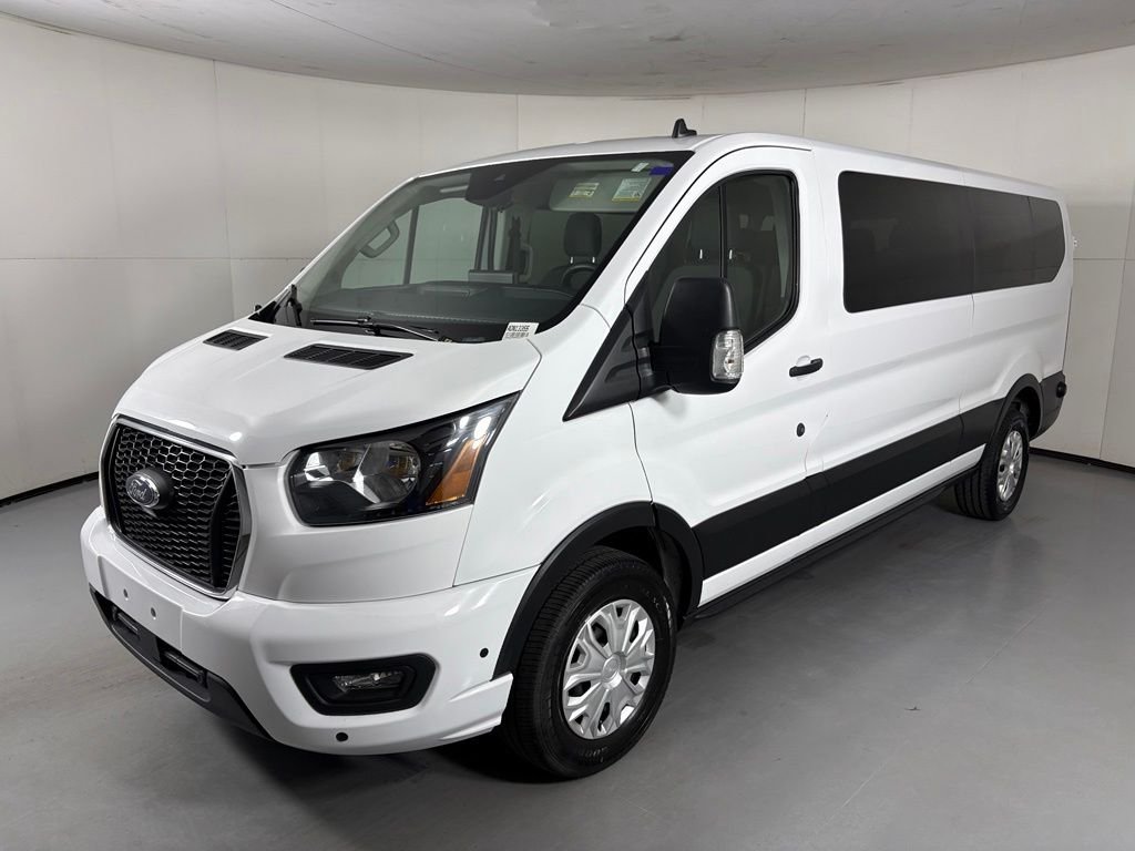 Used 2024 White Ford XLT image 4