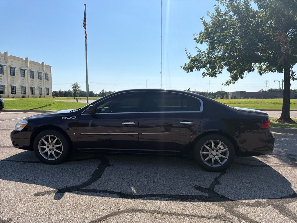 Used 2008 Red Buick CXL image 8