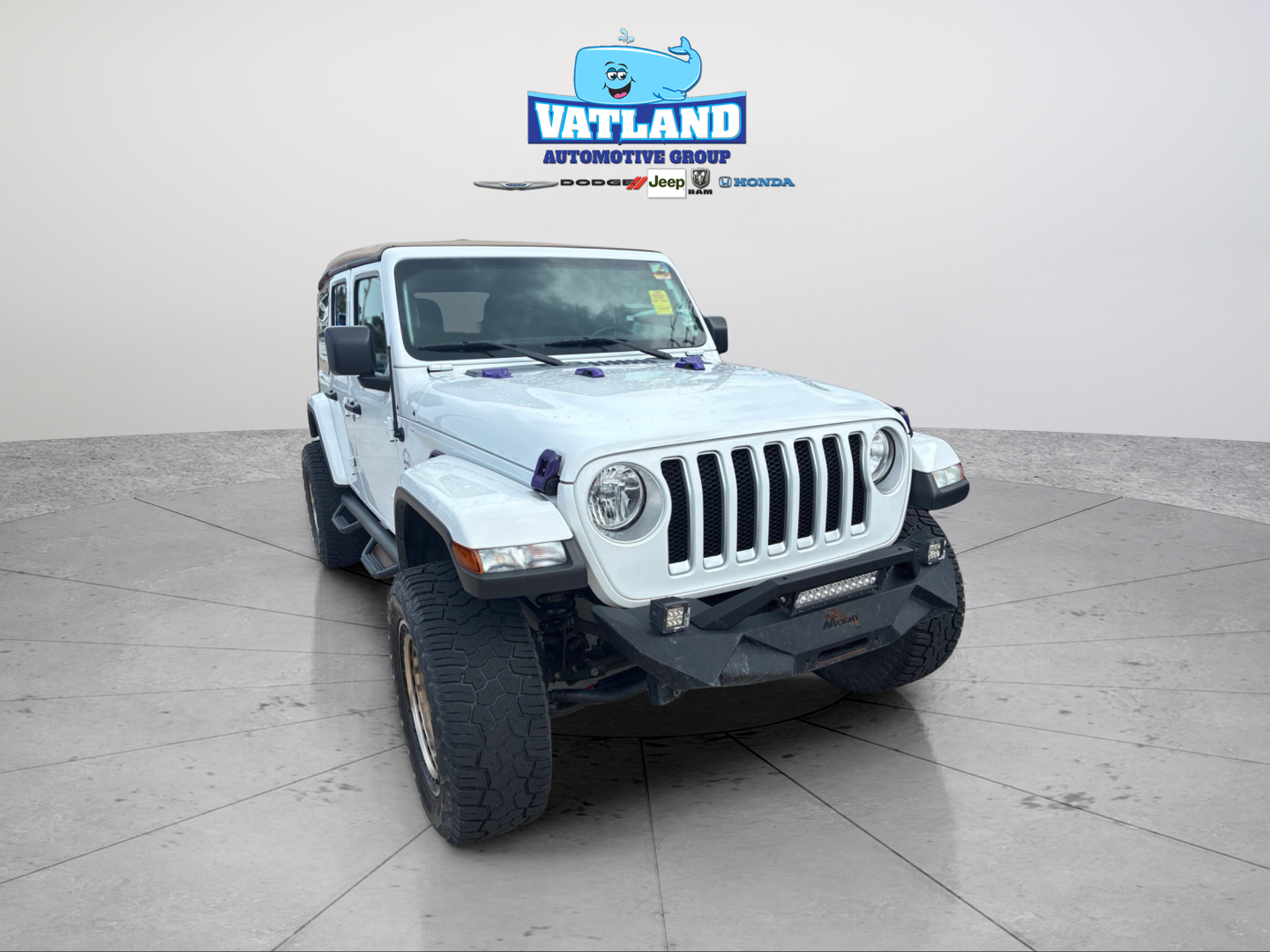 Used 2021 White Jeep Unlimited Sahara image 22