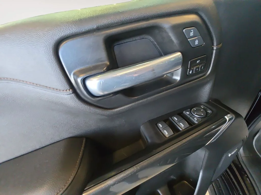 Used 2021 Black GMC AT4 image 14