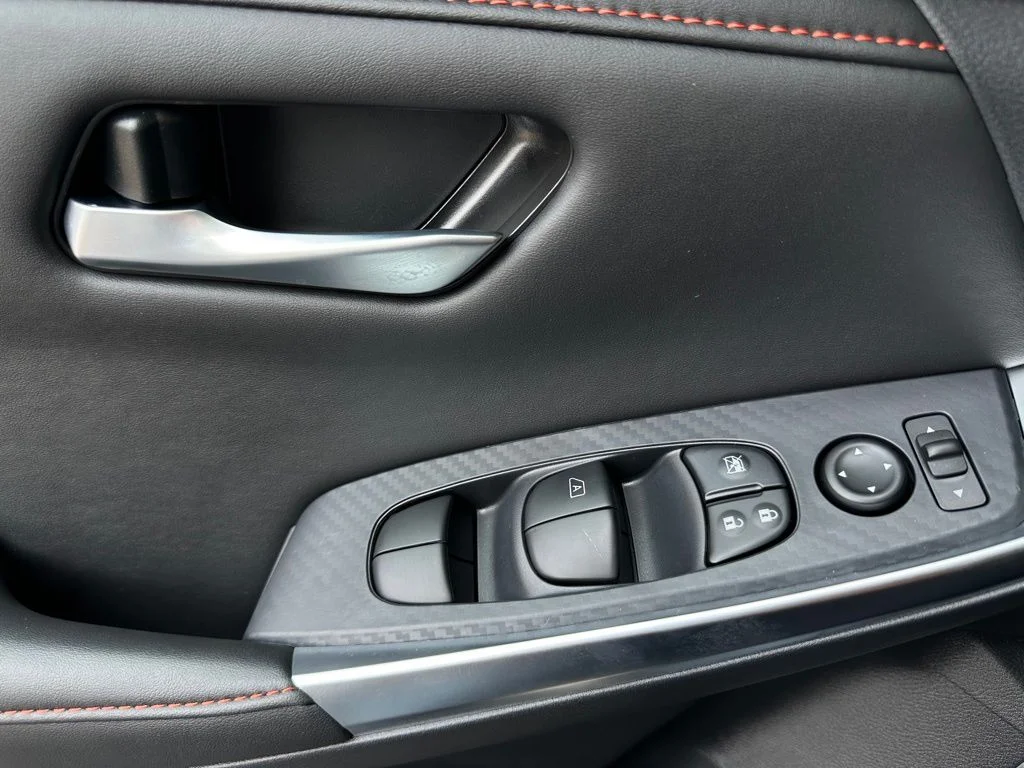 2025 Nissan Sentra SR - Photo 27