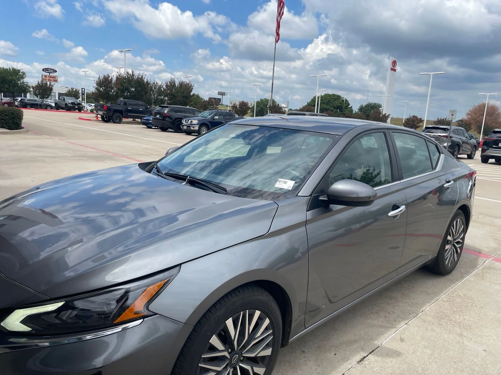 Used 2023 Gray Nissan 2.5 SV image 27