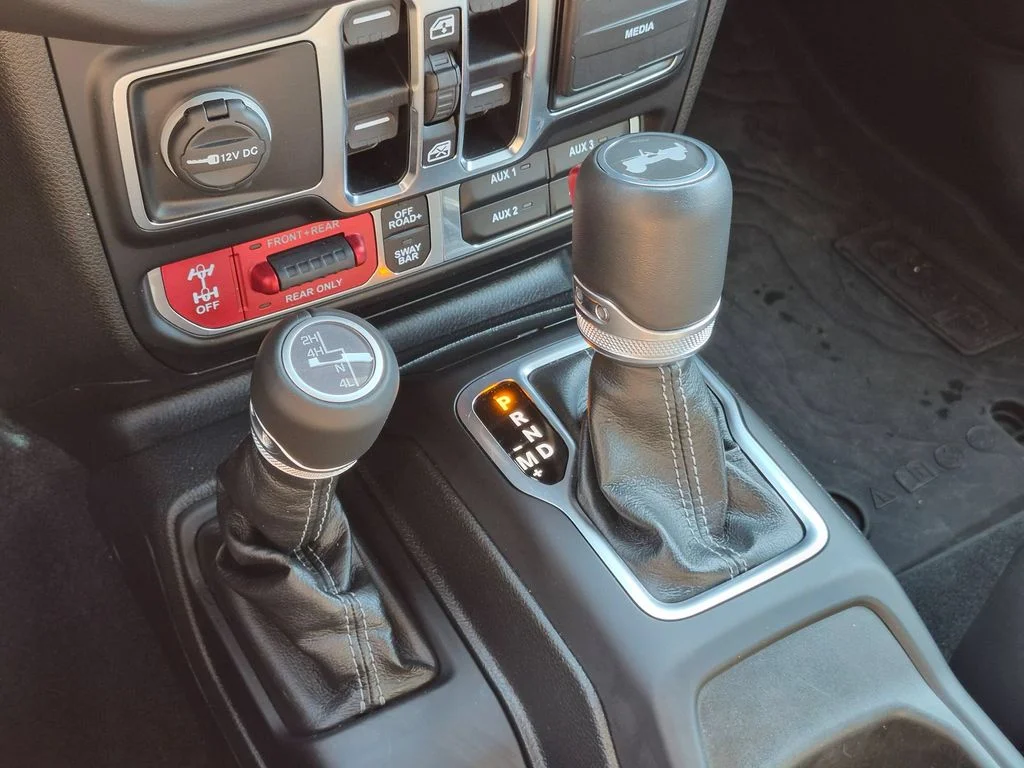 Used 2024 White Jeep Rubicon image 17