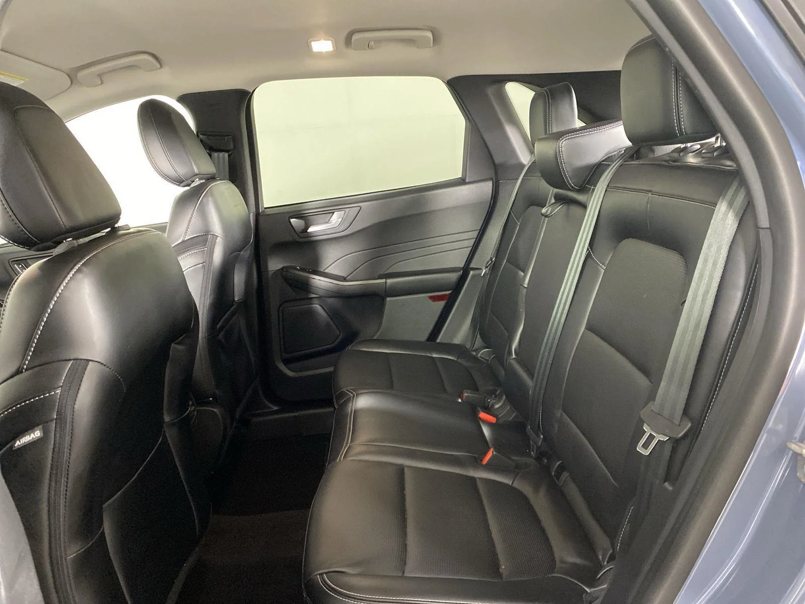 Used 2023 Vapor Blue Ford Platinum image 26