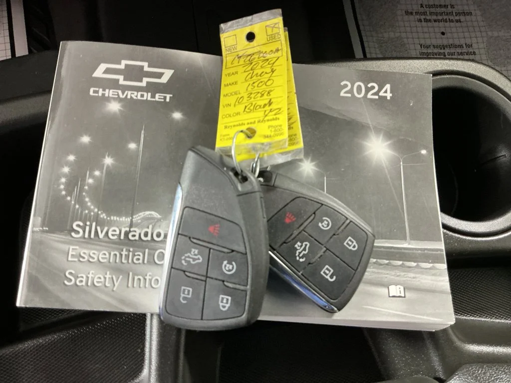 Used 2024 Dark Ash Metallic Chevrolet LT image 27