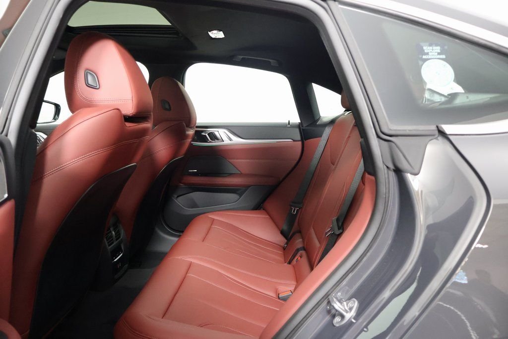 New 2026 Dravit Grey Metallic BMW eDrive40 image 6
