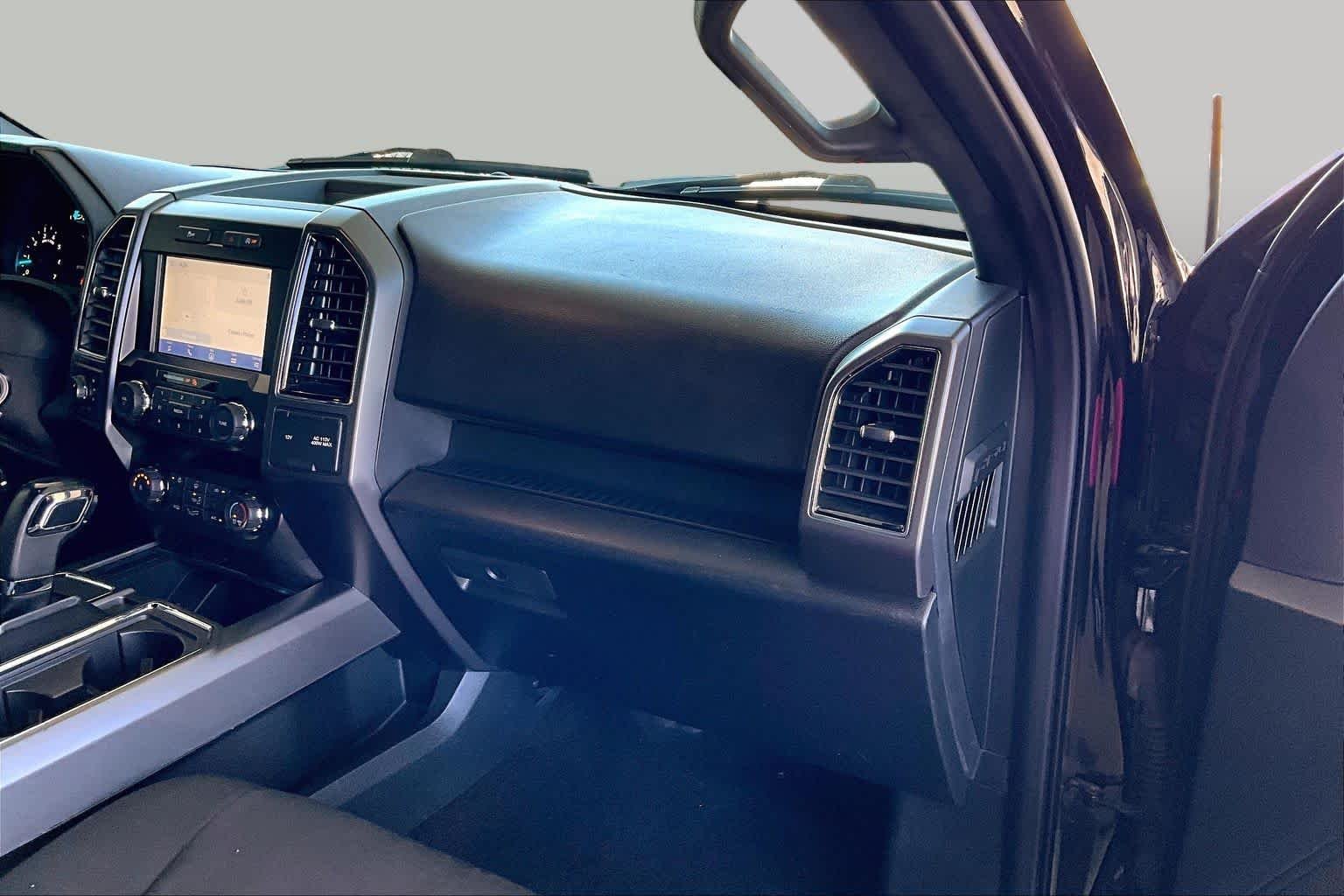 Used 2019 Agate Black Ford XLT image 19
