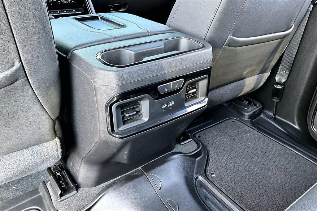 Used 2022 ONYX BLACK GMC AT4 image 25