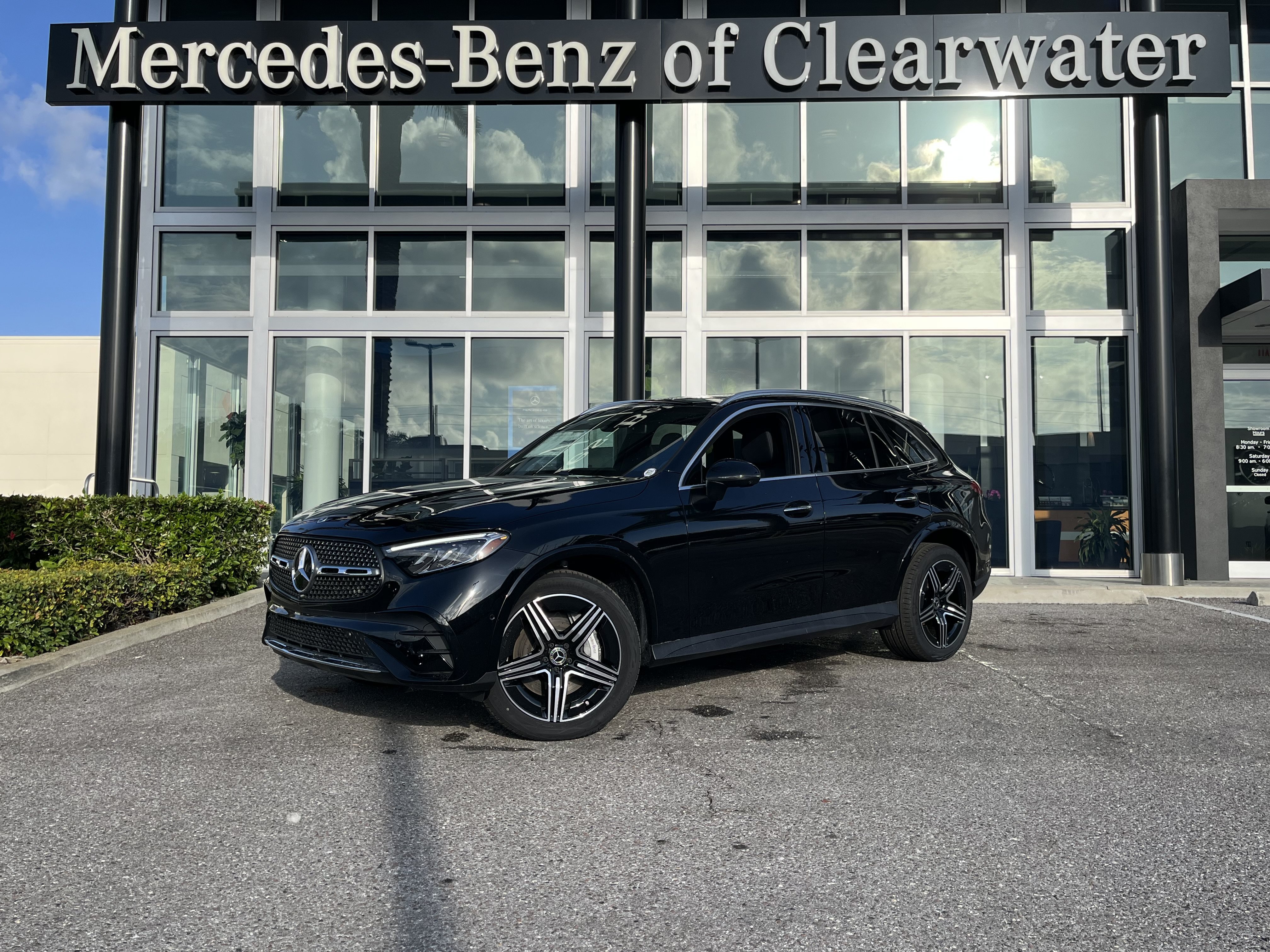 New 2026 Black Mercedes-Benz GLC 300 image 1