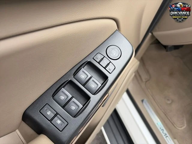 Used 2020 White GMC SLT image 11