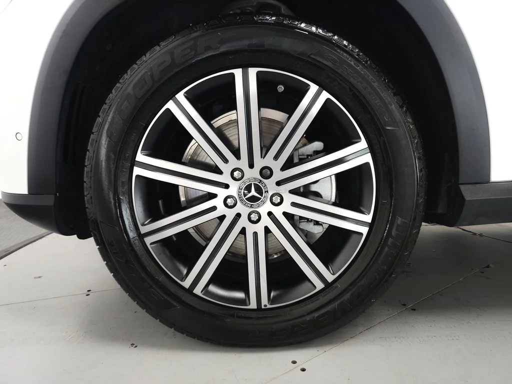 Certified Used 2026 Polar White Mercedes-Benz GLE 350 image 37