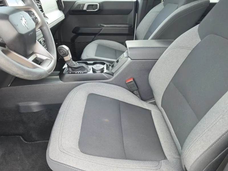 Used 2025 Oxford White Ford Base image 8