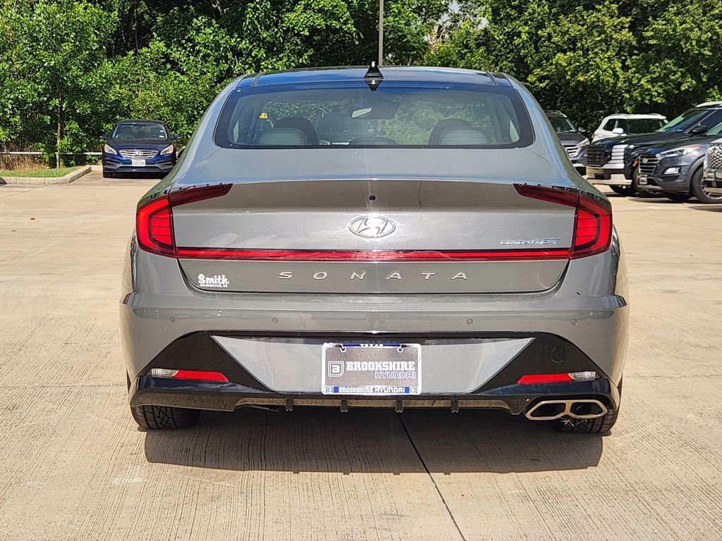 Used 2022 Hampton Gray Hyundai Limited image 8