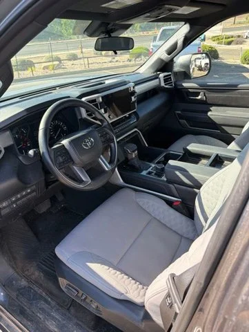 2025 Toyota Tundra SR5 - Photo 15