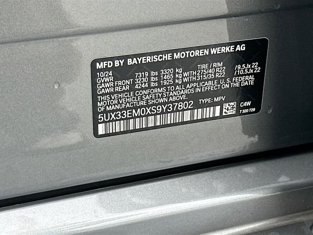 Used 2025 Gray BMW M60i image 37