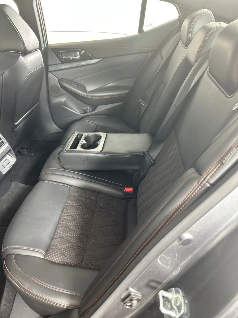 Used 2023 Gray Nissan SR image 17