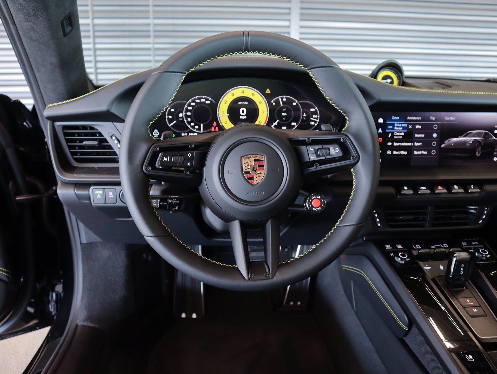 New 2026 Jet Black Metallic Porsche Carrera 4 GTS image 16