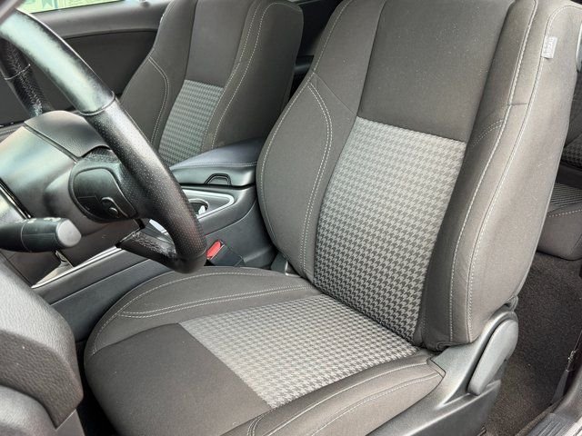 Used 2021 Red Dodge SXT image 9