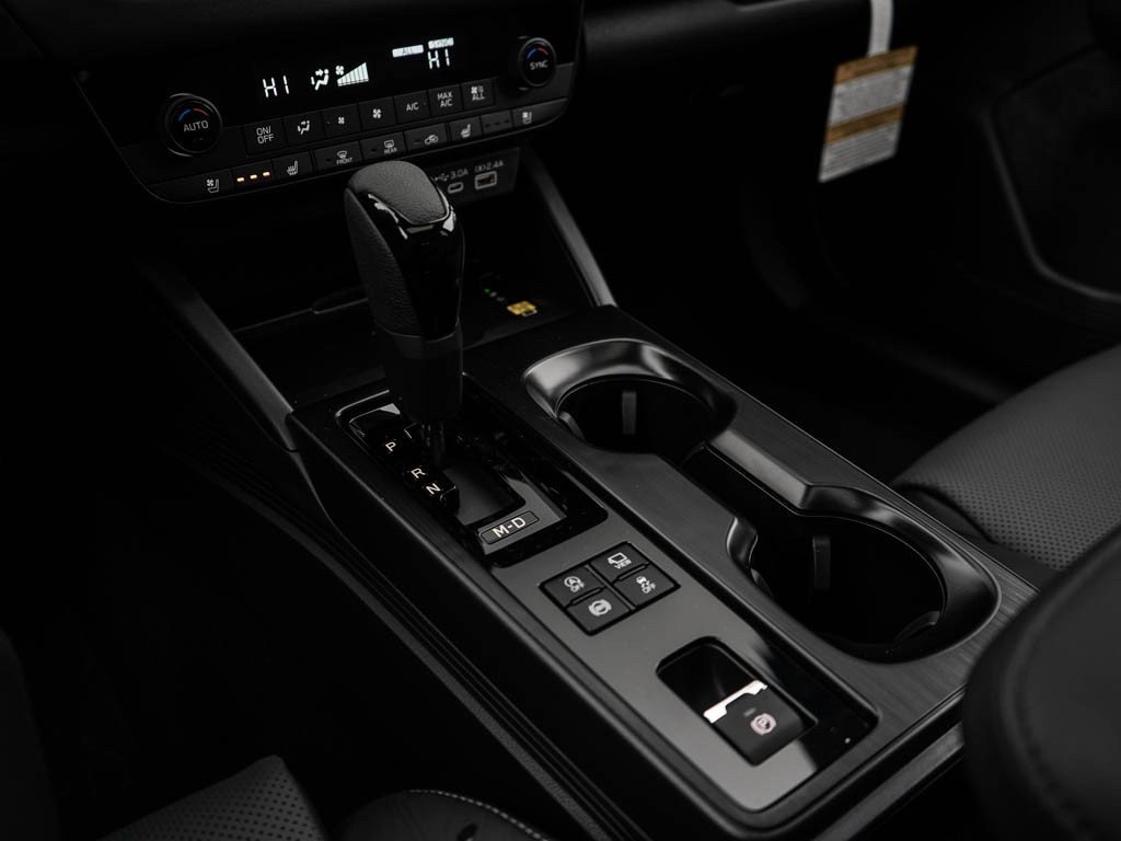 New 2026 CRYSTAL BLACK SILICA Subaru Touring image 27