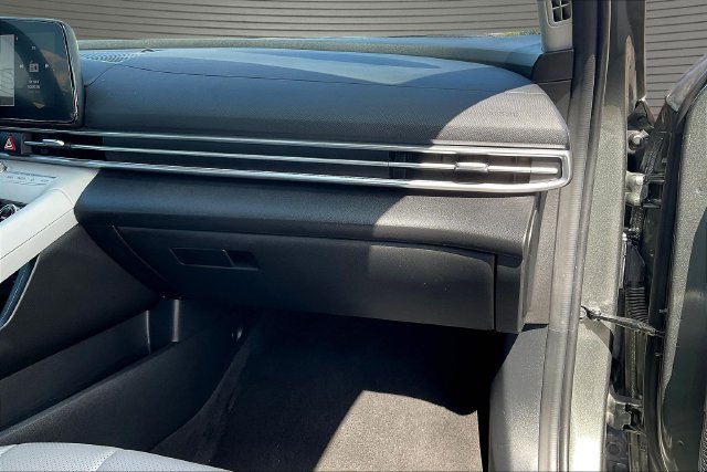 2024 Hyundai Elantra Limited - Photo 27