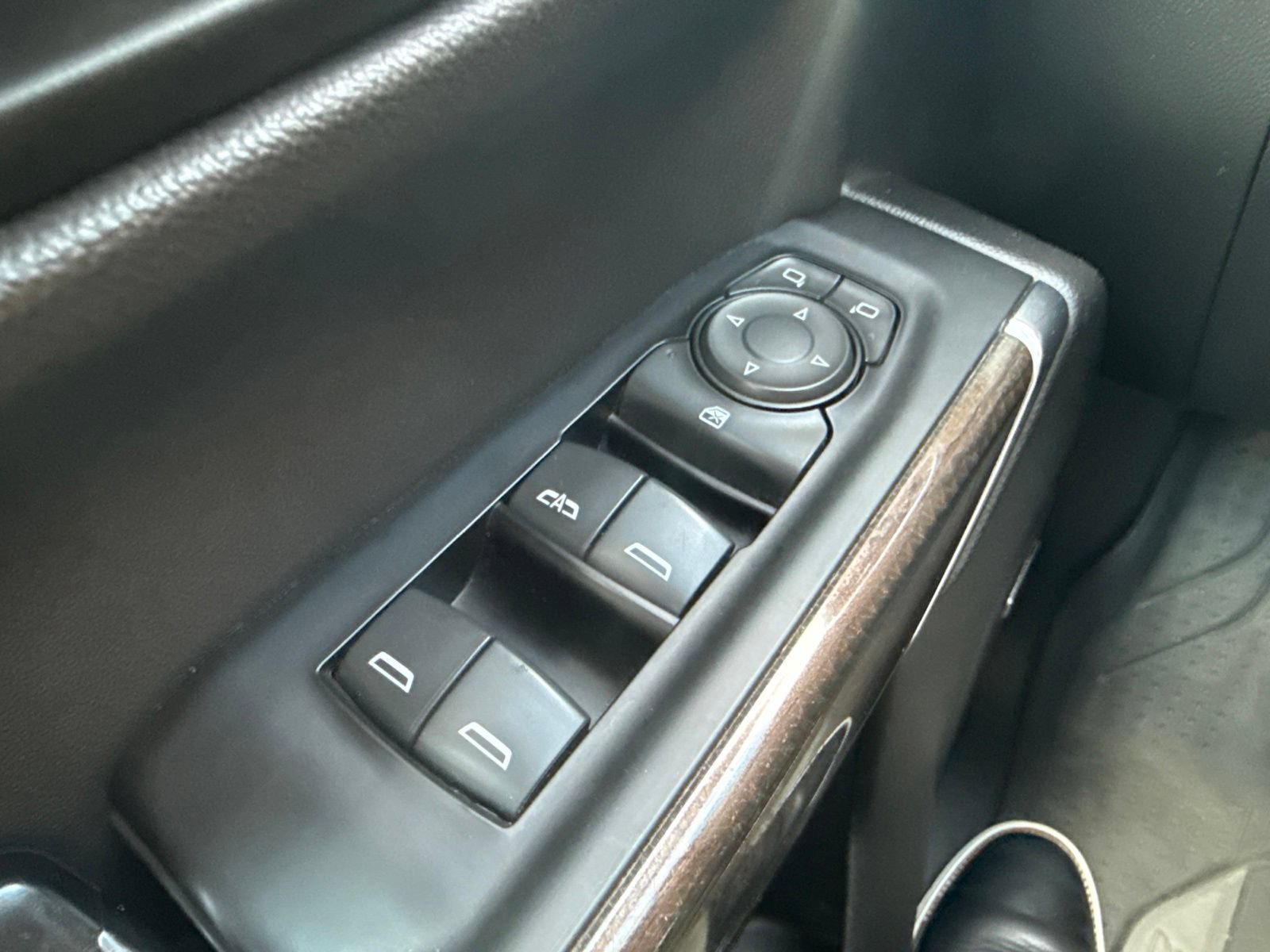 Used 2019 BLACK Chevrolet LT Trail Boss image 37