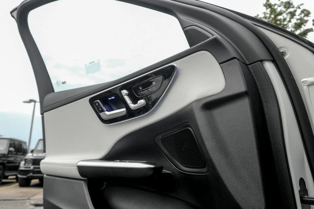 New 2026 Polar White Mercedes-Benz C 300 image 12