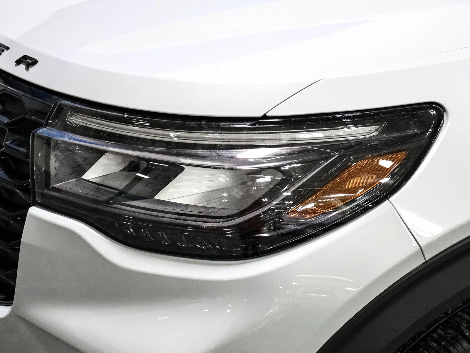 2026 Ford Explorer ST-Line - Photo 14