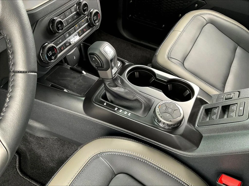 New 2026 Marsh Gray Ford Outer Banks® image 28