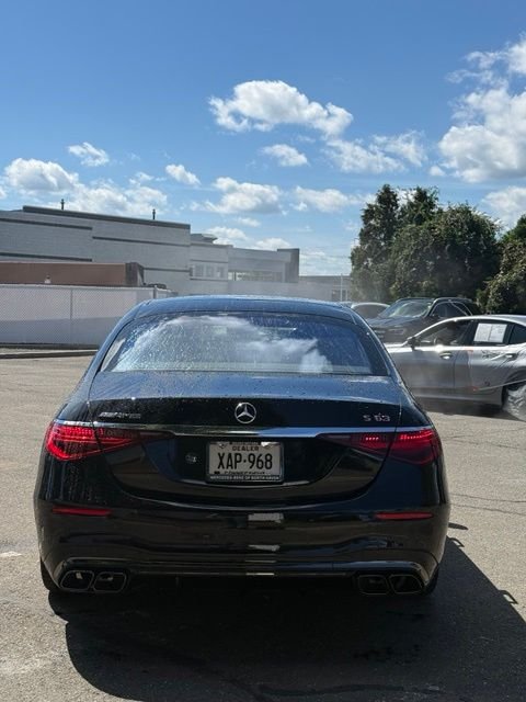 New 2026  Mercedes-Benz S 63 E AMG® image 4