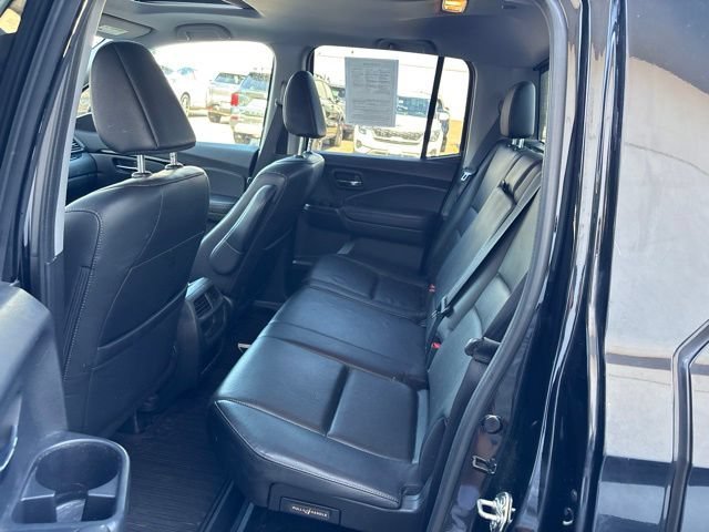 Used 2017 Crystal Black Pearl Honda RTL-E image 12