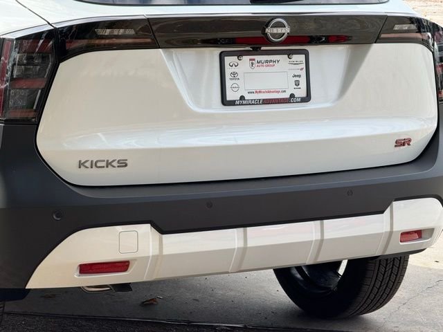 New 2026 White Nissan SR image 9