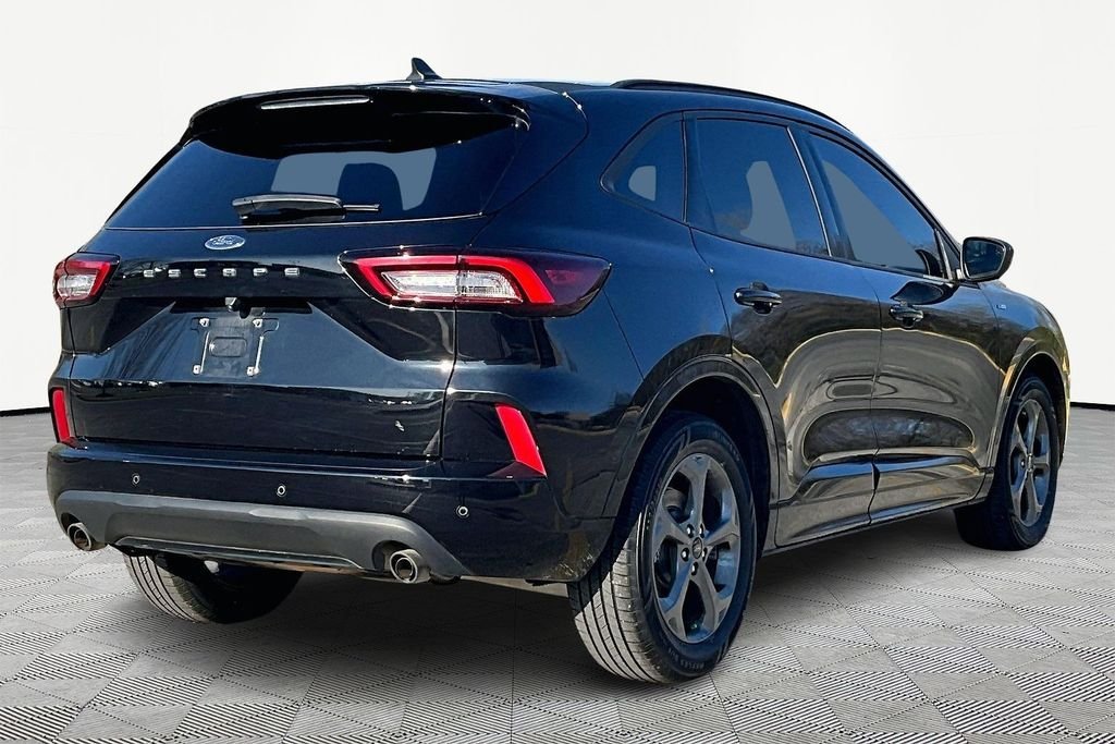 Used 2023 Ford Escape ST-Line with VIN 1FMCU0MN1PUA77725 for sale in Kansas City