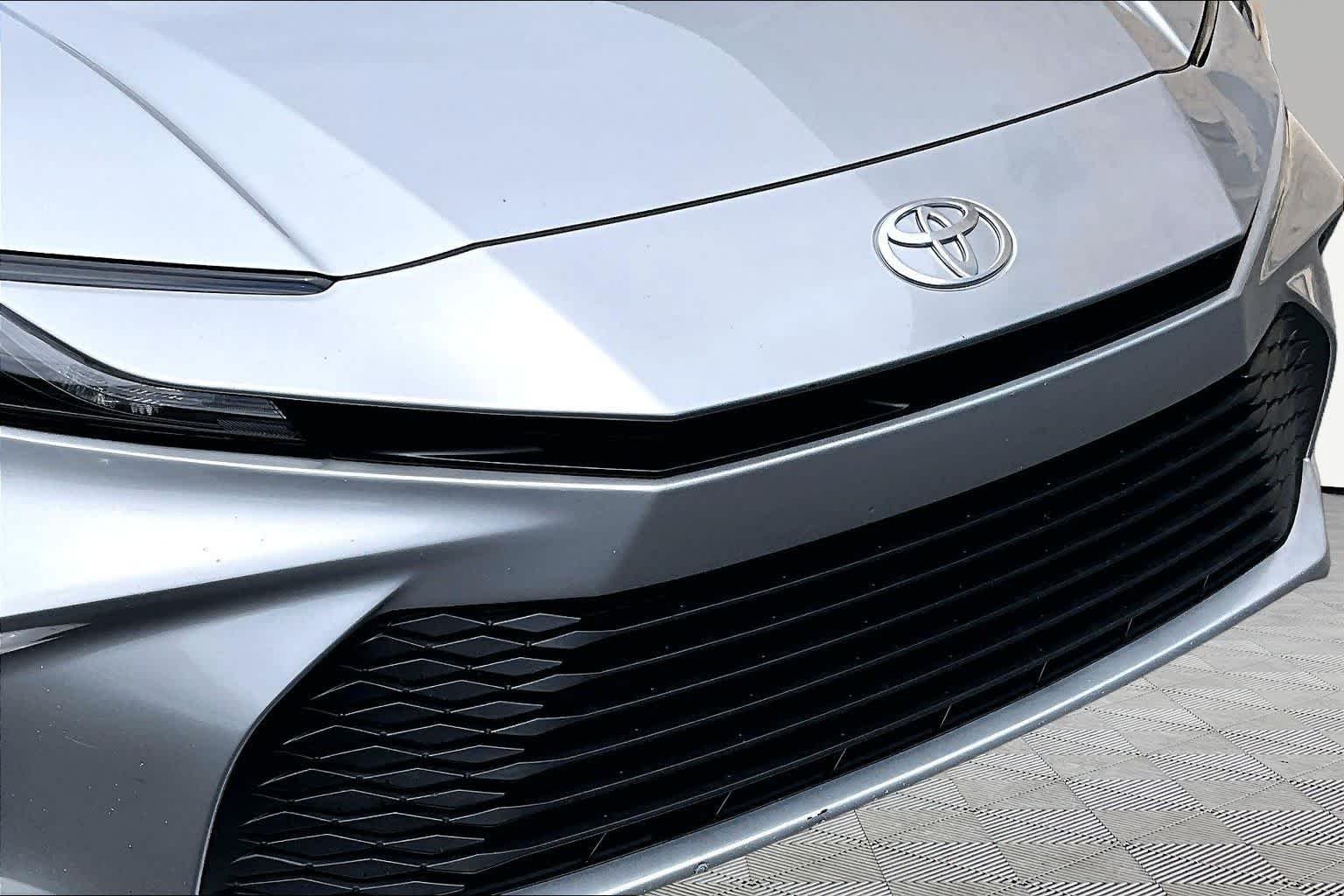 Used 2025 Celestial Silver Metallic Toyota LE image 30