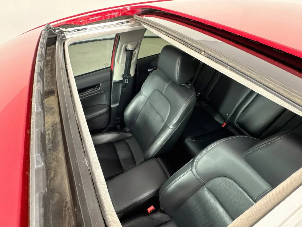 Certified Used 2022 Rallye Red Honda EX-L image 28