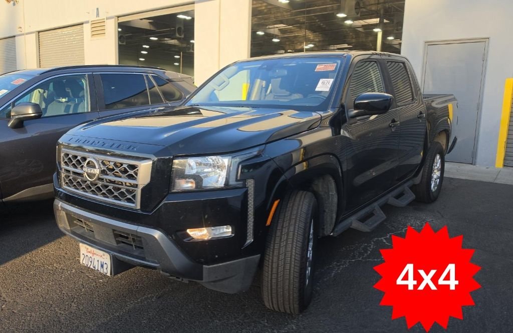 Used 2022 Black Nissan SV image 1