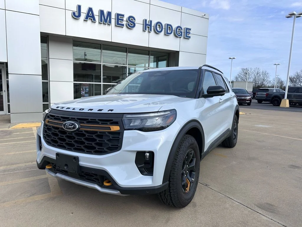 2026 Ford Explorer Tremor - Photo 8