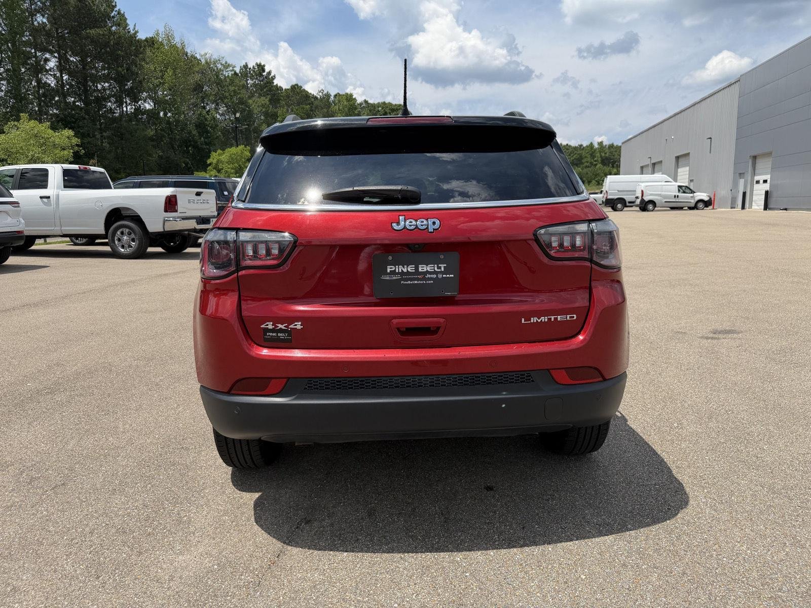 Used 2025 Red Hot Pearlcoat Jeep Limited image 5