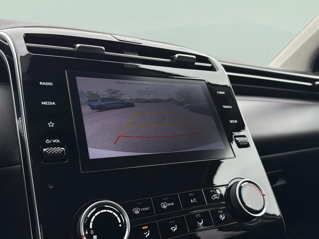 Used 2023 Serenity White Pearl Hyundai SEL image 18