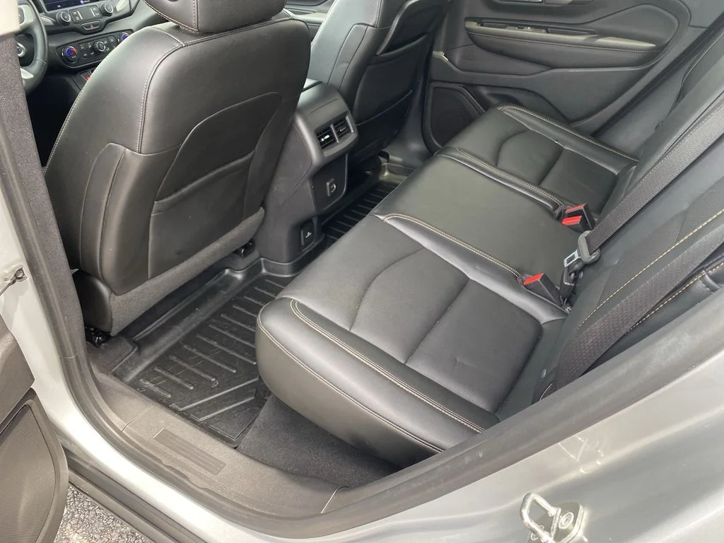 Used 2019 Quicksilver Metallic GMC SLT image 27