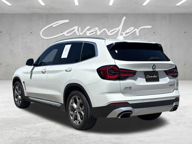 Used 2022 White BMW sDrive30i image 15