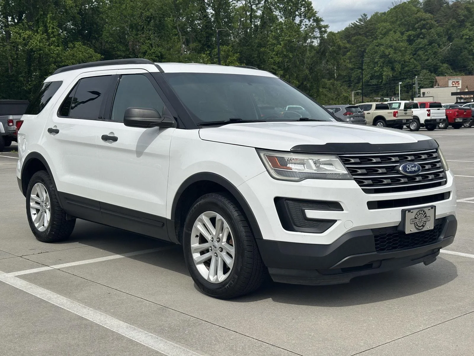 2017 Ford Explorer Base 4WD's photo