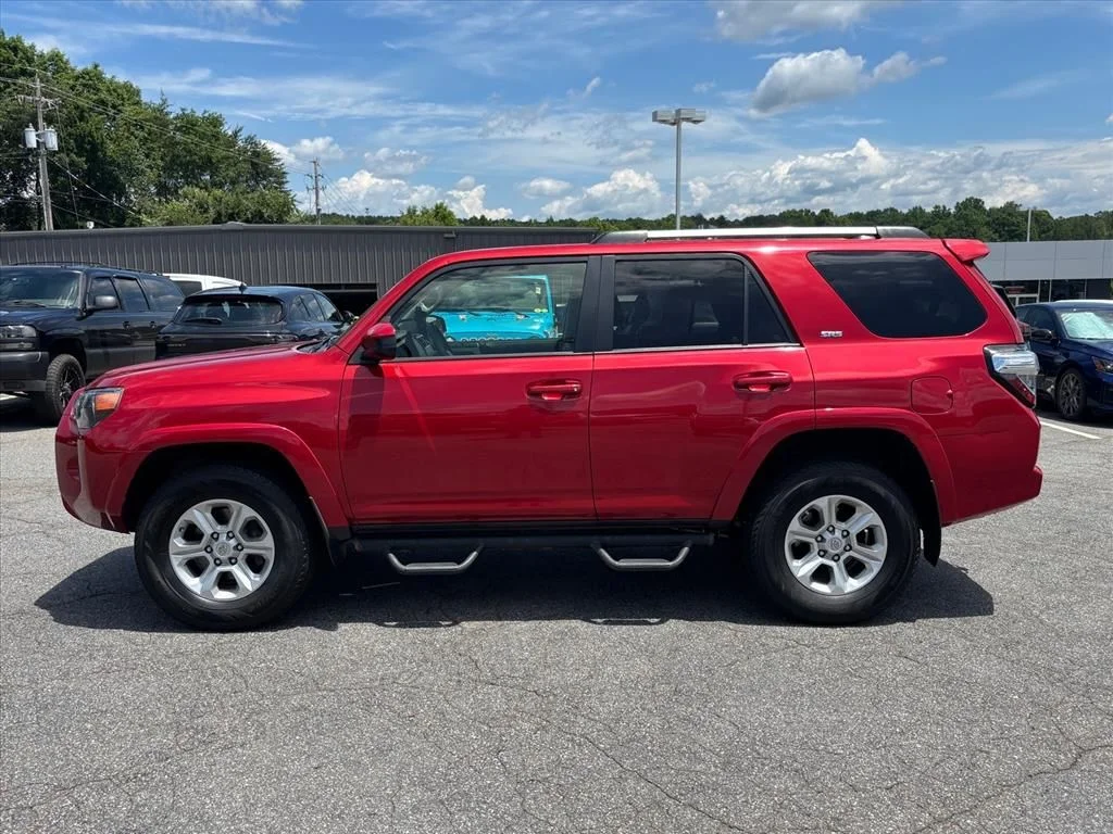 Used 2021 Red Toyota SR5 image 23