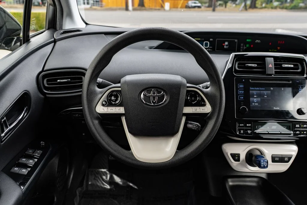 Used 2017 Silver Toyota Two image 12