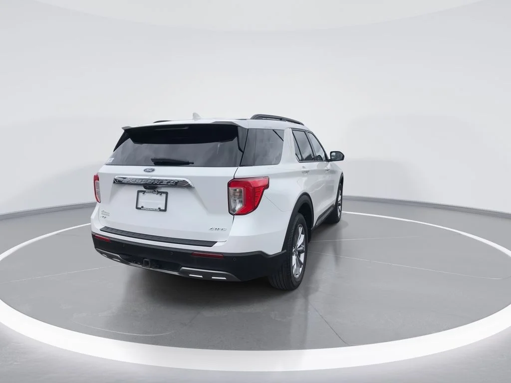 Used 2023 White Ford XLT image 8